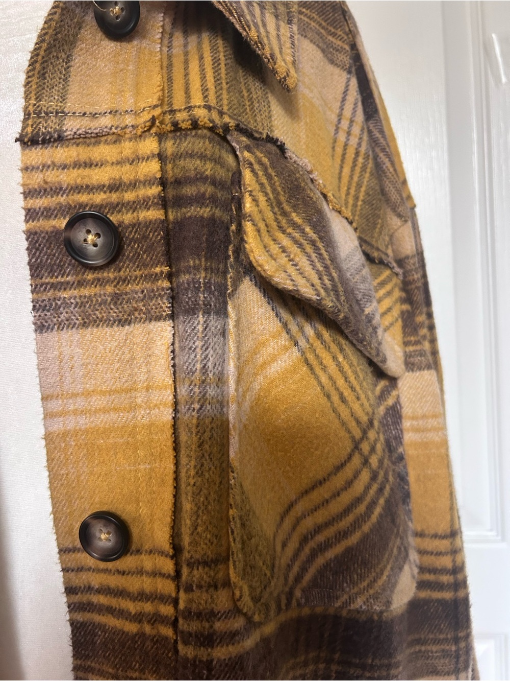 Democracy Women’s Mustard Yellow & Brown Plaid Button-Front Shirt Size Large - Picture 10 of 10